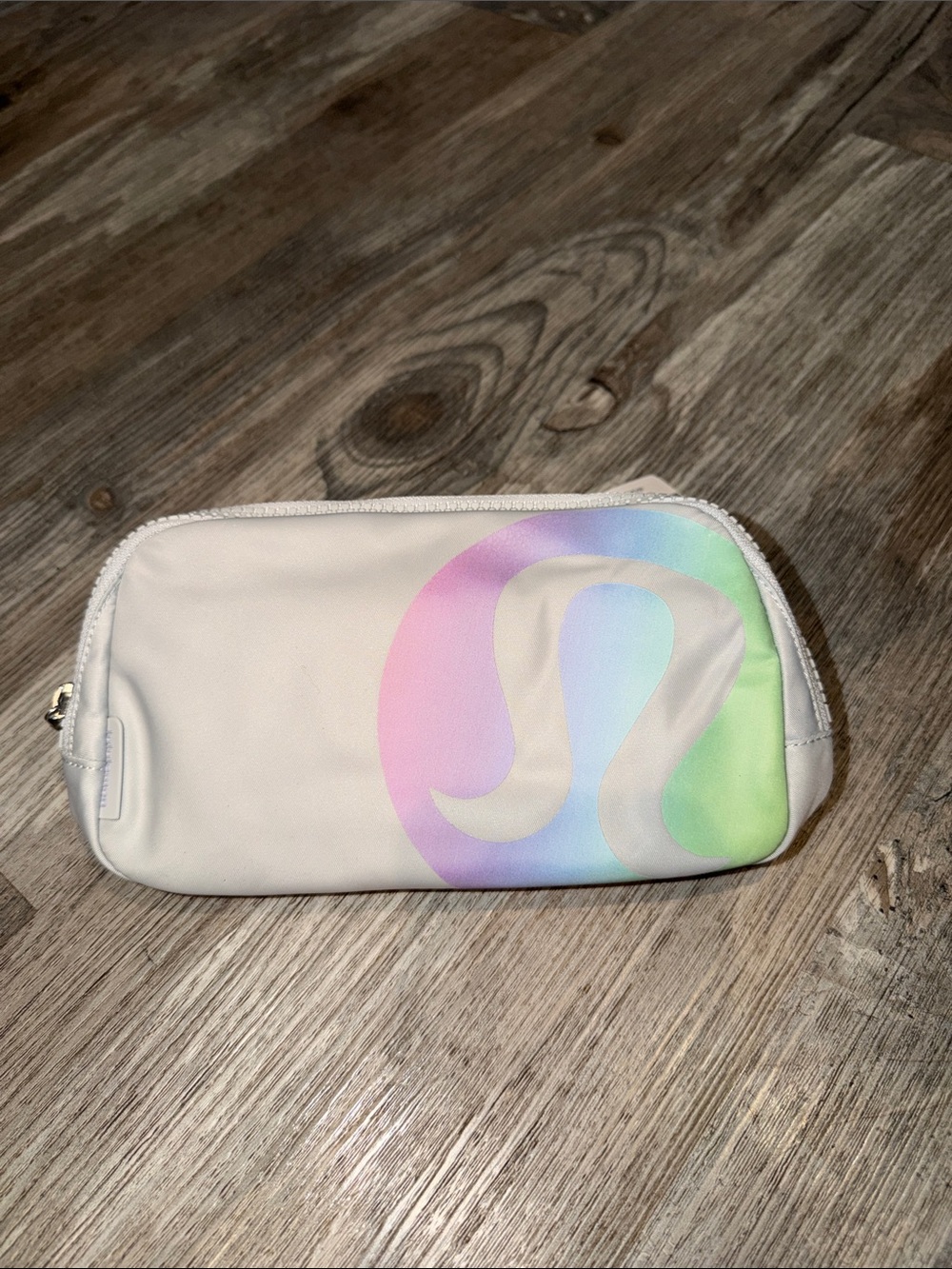 NEW with tags! Everywhere Belt Bag 1L Vapor/Persian Violet